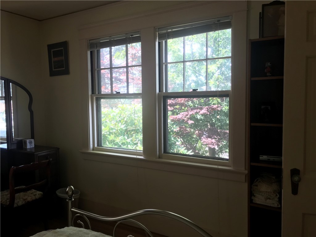 239 West Main Road Middletown, RI 02842 - Photo 34 of 50
