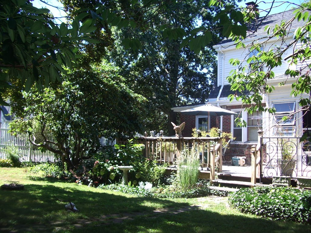 239 West Main Road Middletown, RI 02842 - Photo 49 of 50