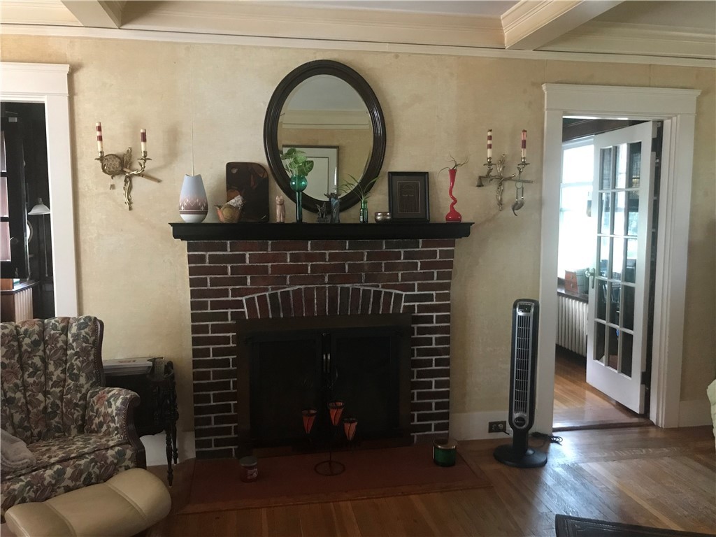 239 West Main Road Middletown, RI 02842 - Photo 10 of 50