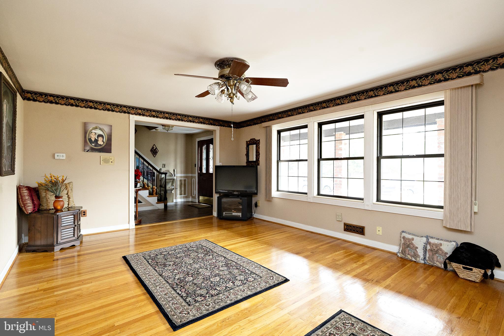 148 Kelly Driver Road Clementon, NJ 08021 - Photo 7 of 53