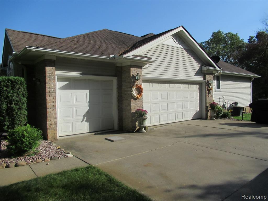 1411 Rillview Court Metamora, MI 48455 - Photo 23 of 30
