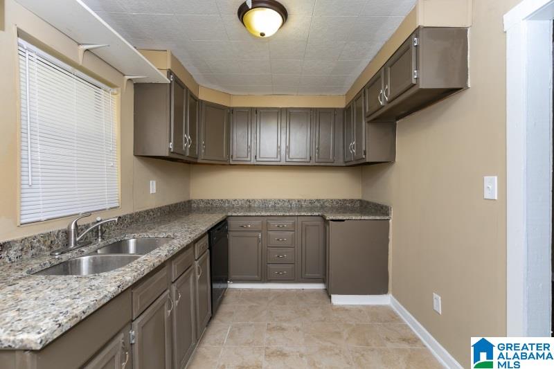 736 3rd Street Pleasant Grove, AL 35127 - Photo 7 of 13