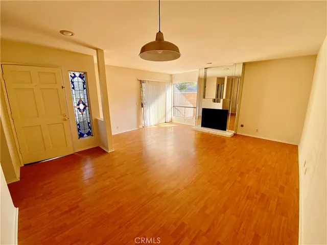 $4,300 | 113 Aspen Lane, Costa Mesa, CA 92627