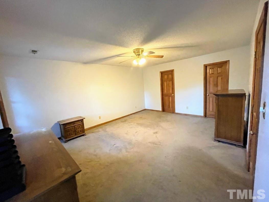 1009 Branchview Court Raleigh, NC 27610 - Photo 7 of 25 Gallery Image 7
