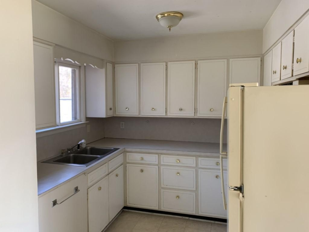 921 Andree Road Muskegon, MI 49445 - Photo 16 of 36 16