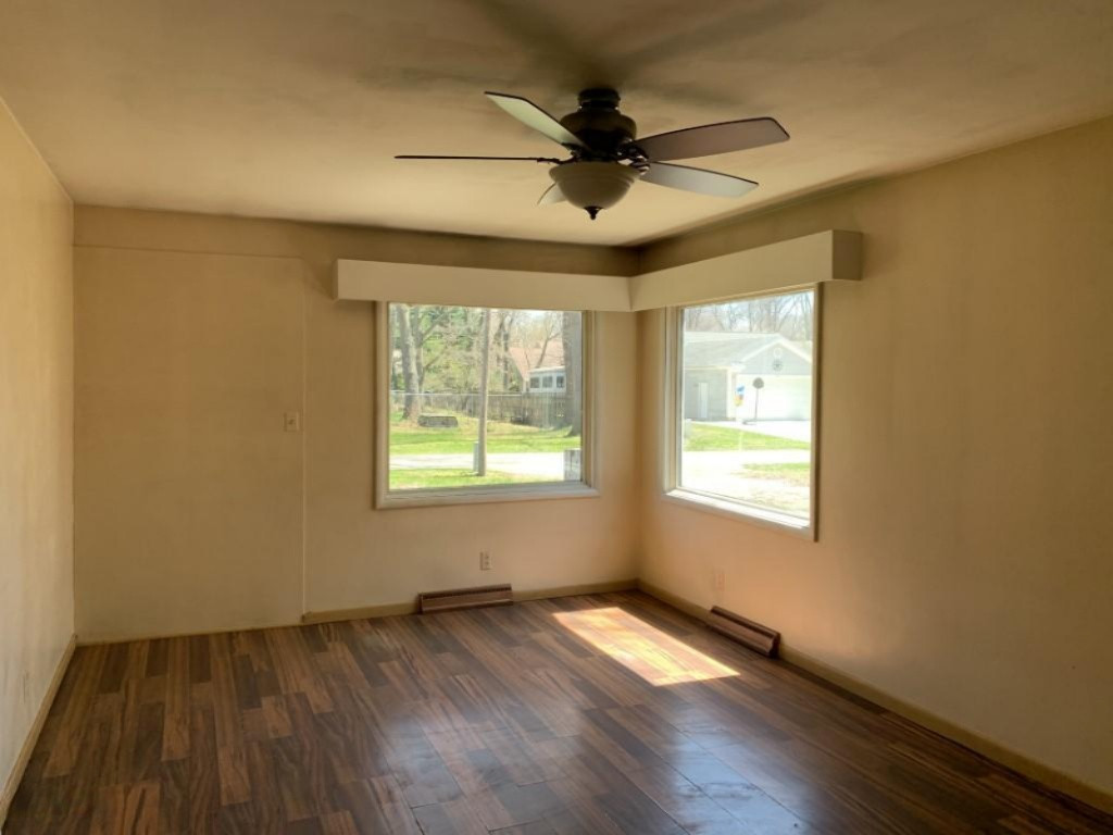 921 Andree Road Muskegon, MI 49445 - Photo 5 of 36 5