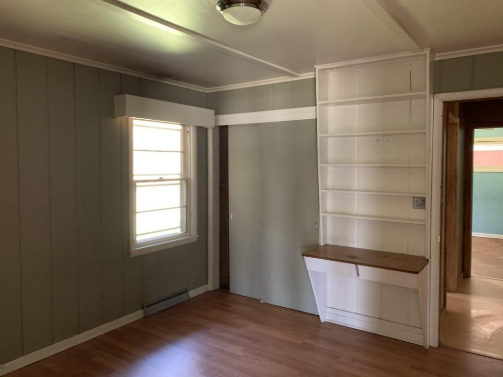 921 Andree Road Muskegon, MI 49445 - Photo 8 of 36 8
