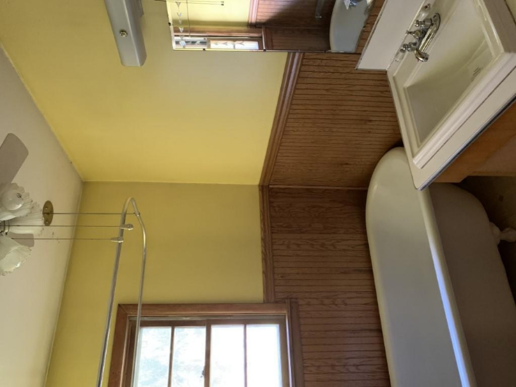 921 Andree Road Muskegon, MI 49445 - Photo 10 of 36 10