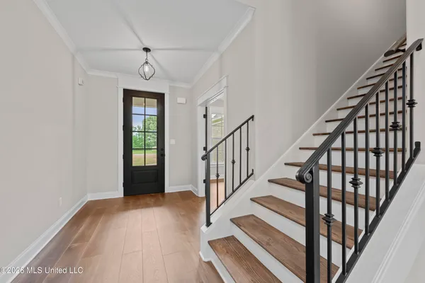 $569,900 | 1755 Tributary Drive, Hernando, MS 38632