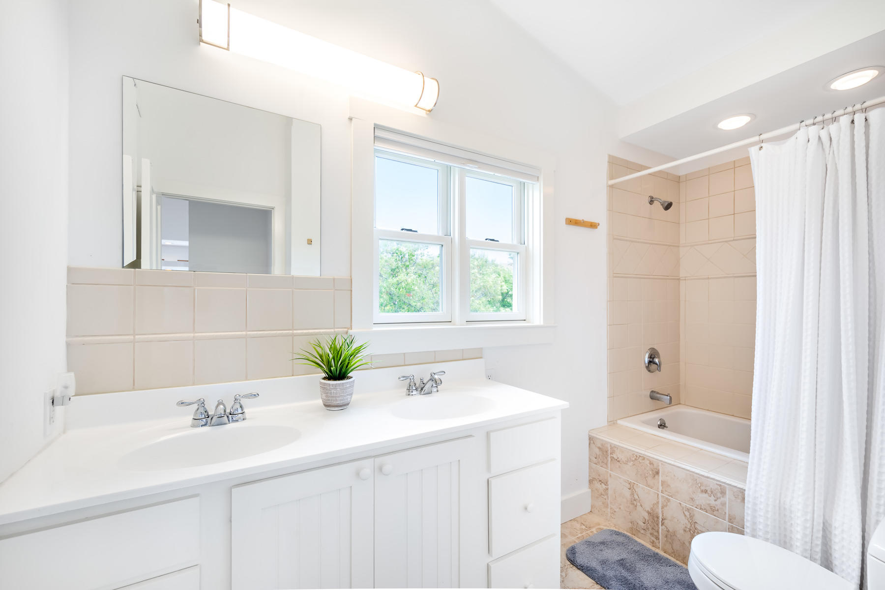 31 Ryder Beach Road Truro, MA 02666 - Photo 21 of 35 31 Ryder Beach Road, Truro MA-41