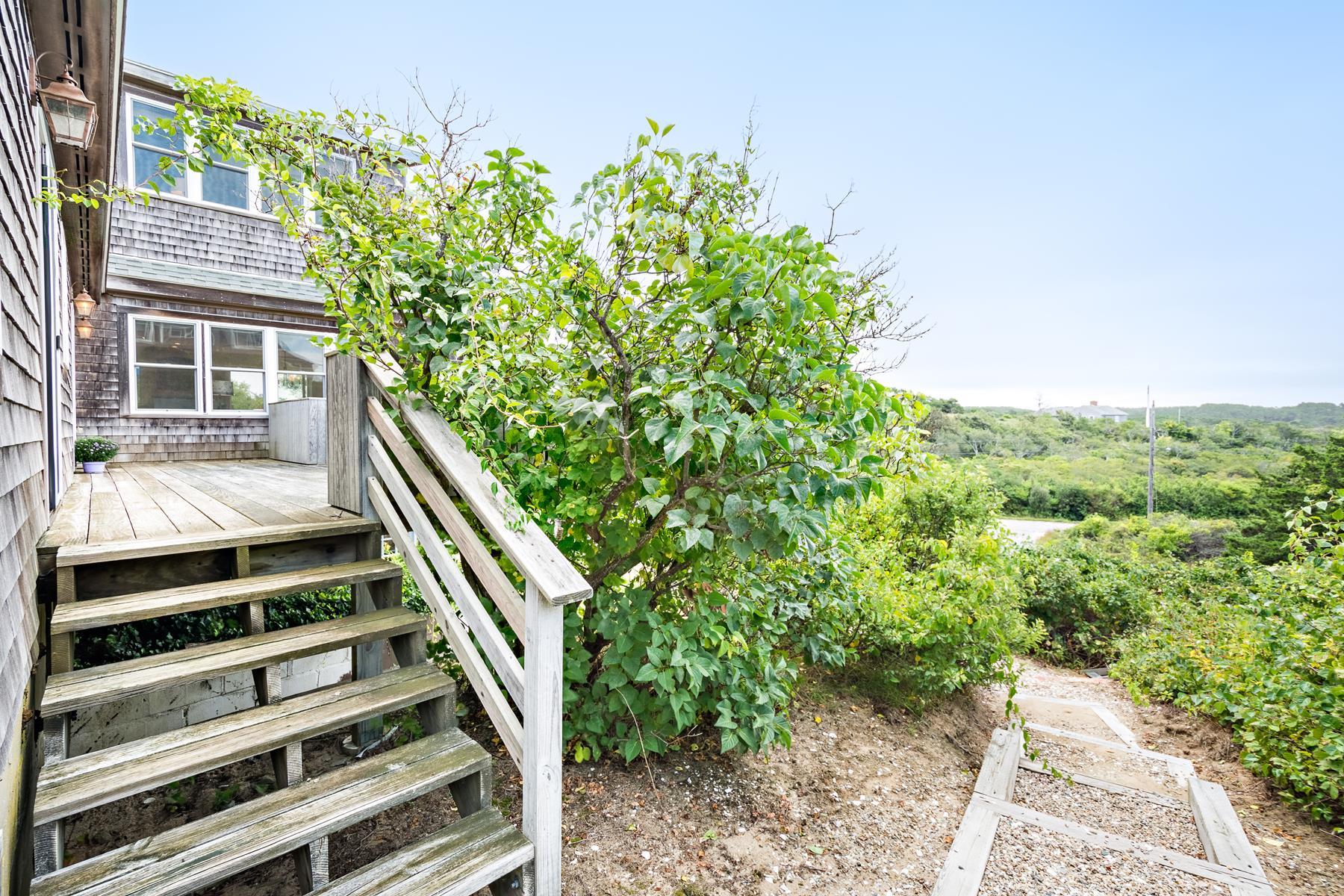 31 Ryder Beach Road Truro, MA 02666 - Photo 3 of 35 31 Ryder Beach Road, Truro MA-3 (Copy)