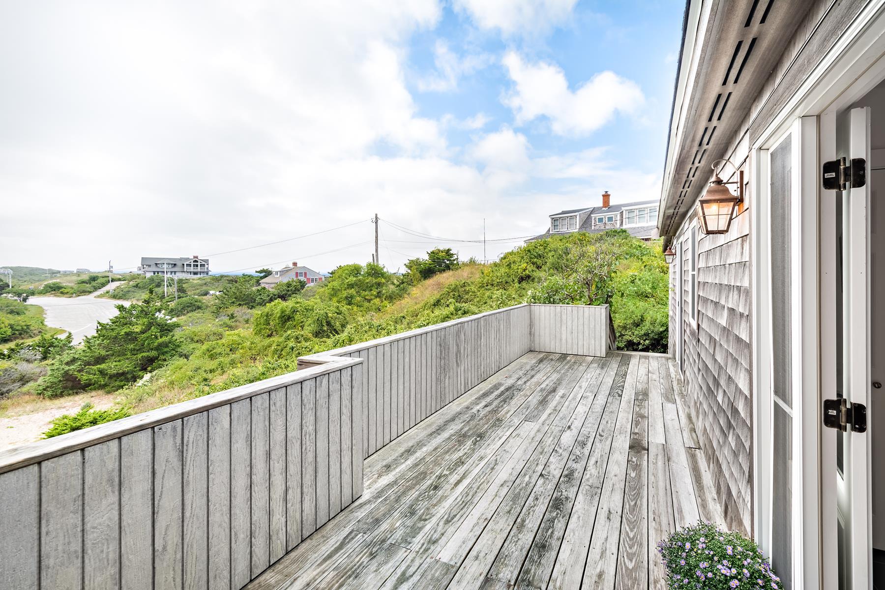 31 Ryder Beach Road Truro, MA 02666 - Photo 4 of 35 31 Ryder Beach Road, Truro MA-4 (Copy)