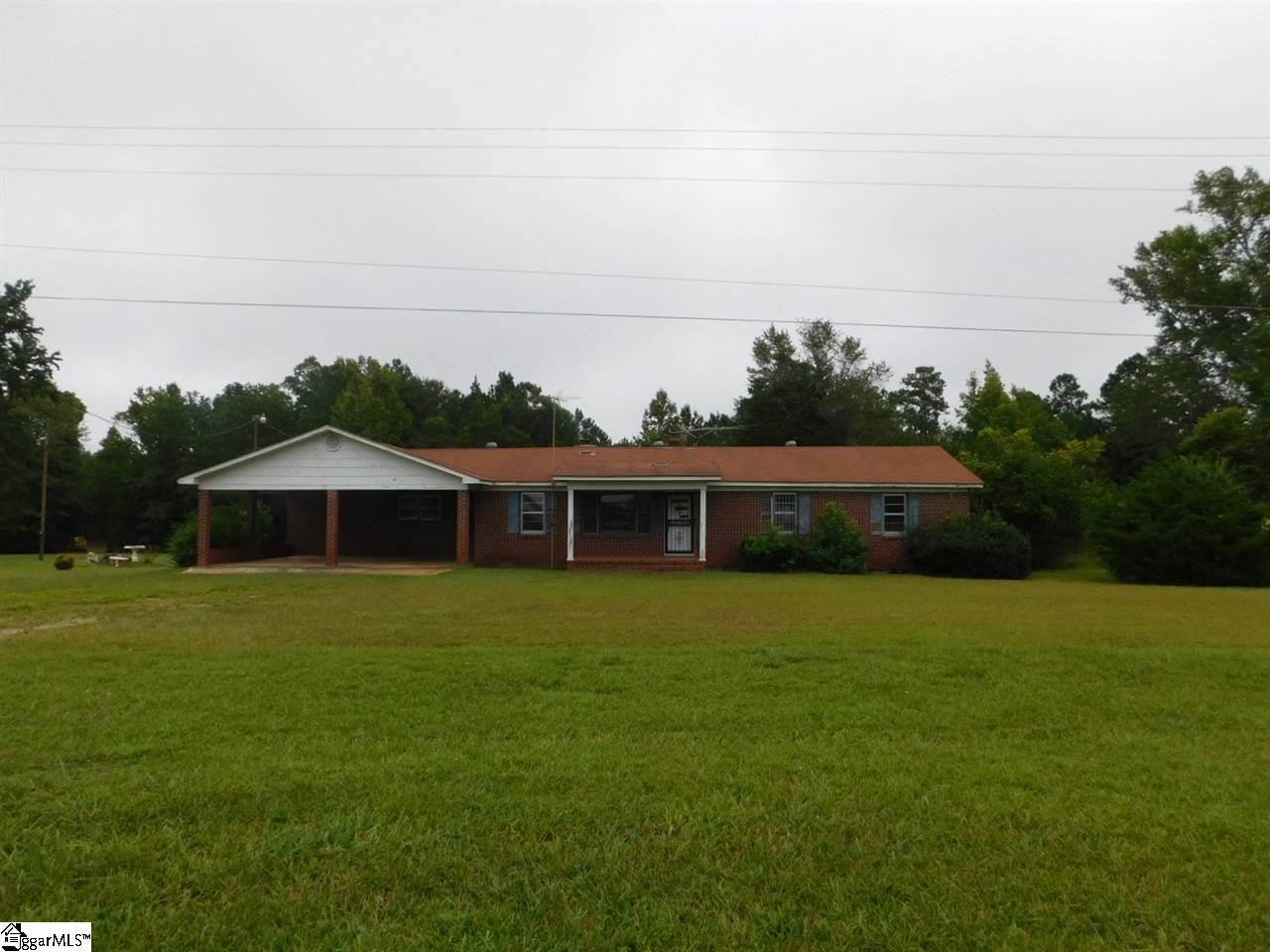3610 Cokesbury Road Hodges, SC 29653 - Photo 1 of 17