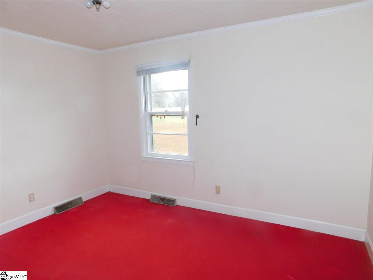 3610 Cokesbury Road Hodges, SC 29653 - Photo 9 of 17