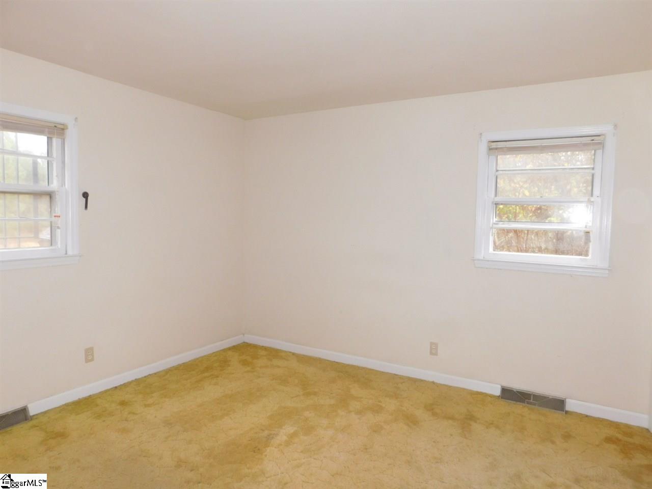 3610 Cokesbury Road Hodges, SC 29653 - Photo 10 of 17
