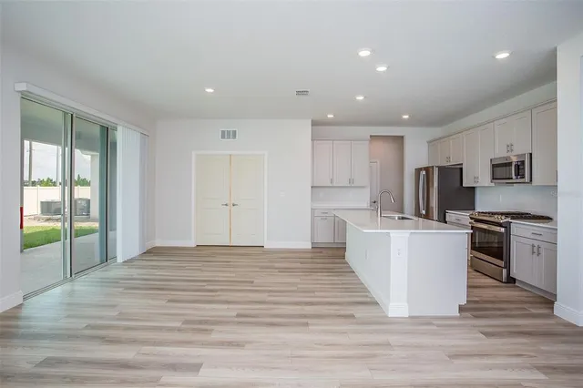 $504,990 | 10036 Surrey Rose Drive, San Antonio, FL 33576