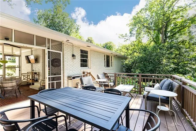 $3,095 | 1295 Lindenwood Lane Northeast, Brookhaven, GA 30319