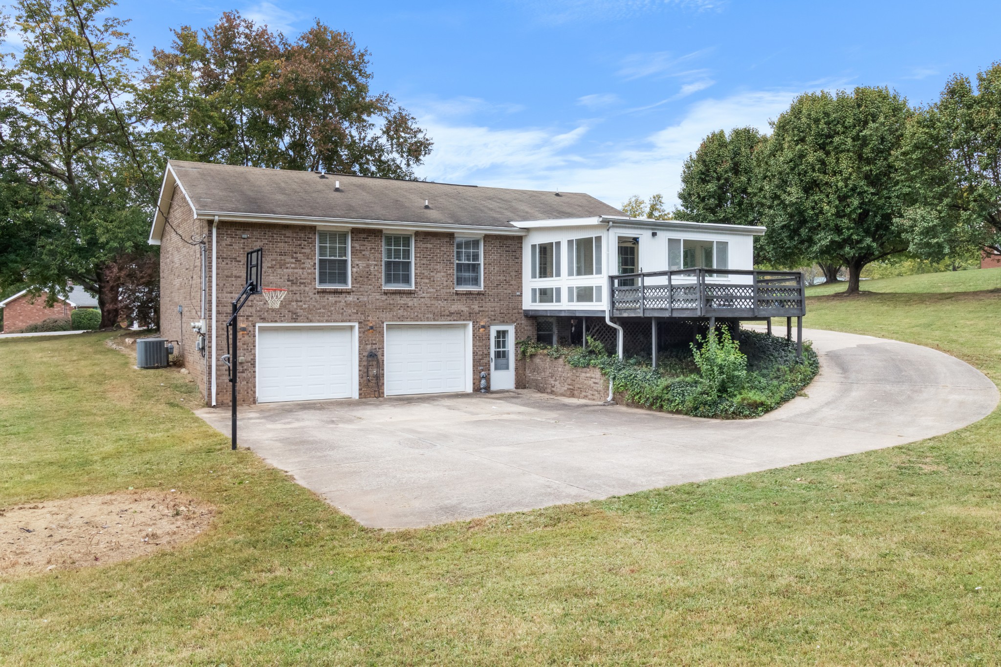 521 Sango Road Clarksville, TN 37043 - Photo 41 of 46 a front view of a house with a yard and garage