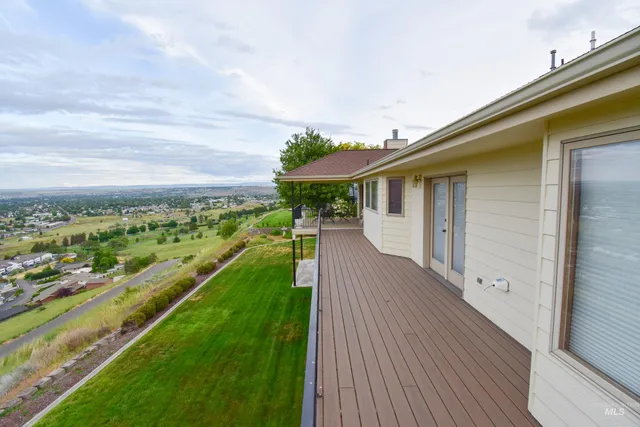 $749,000 | 2530 Valleyview Drive, Clarkston, WA 99403