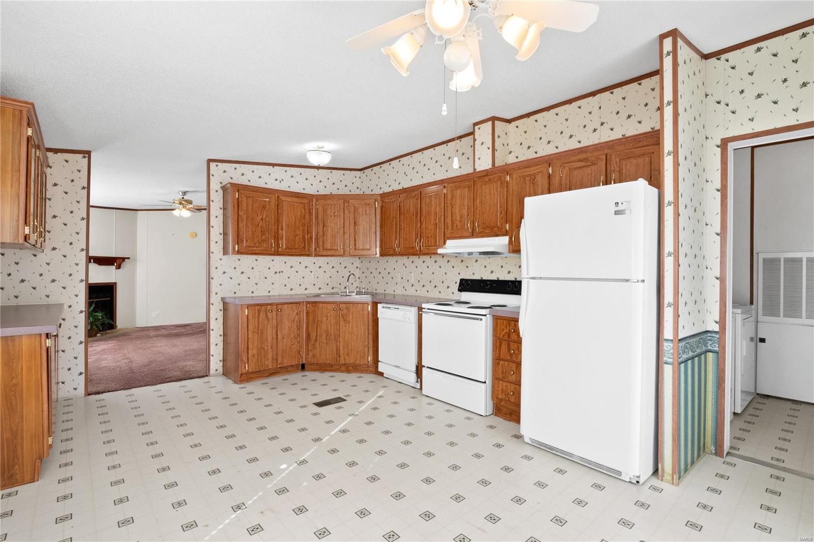 523 Pinckneyville Road Marissa, IL 62257 - Photo 11 of 28 Gallery Image 11
