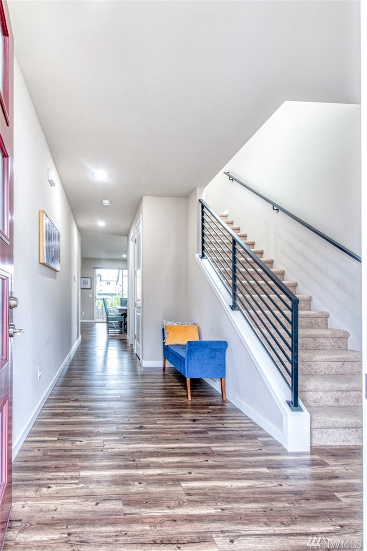 19220 37th Drive Southeast Bothell, WA 98012 - Photo 2 of 25 Gallery Image 2