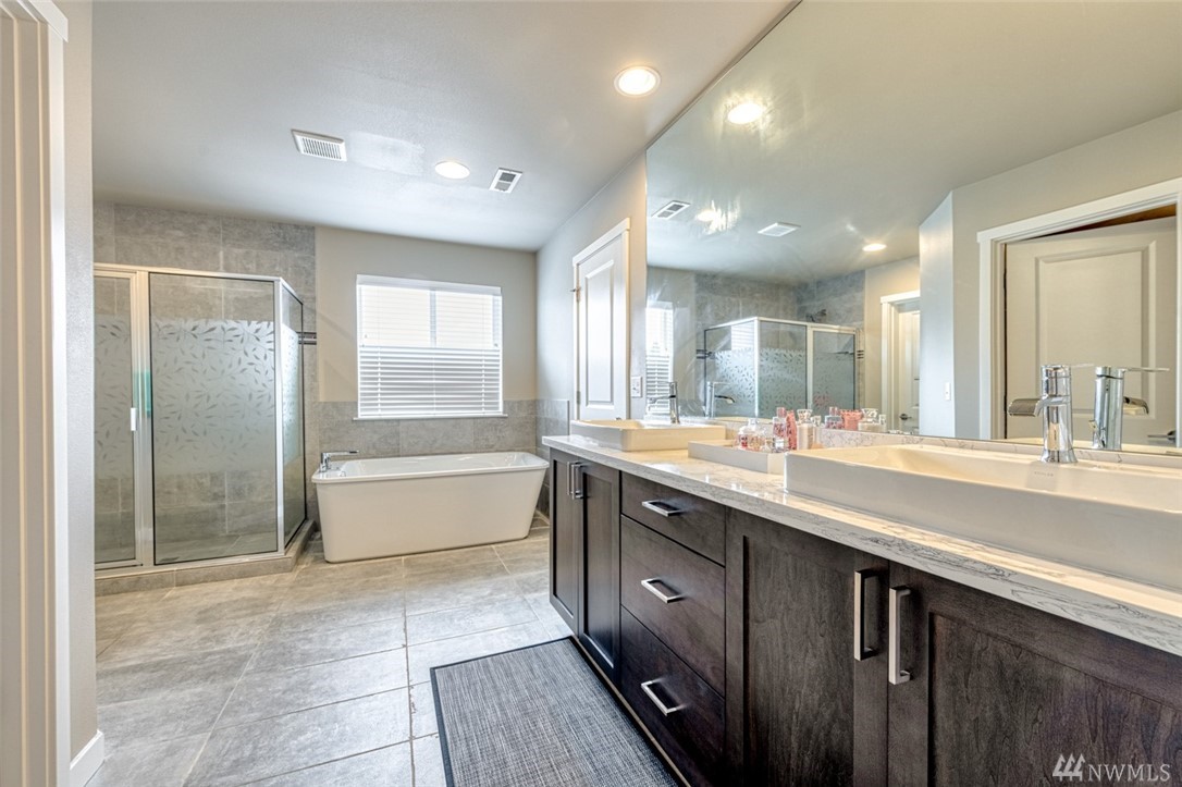 19220 37th Drive Southeast Bothell, WA 98012 - Photo 16 of 25 Gallery Image 16