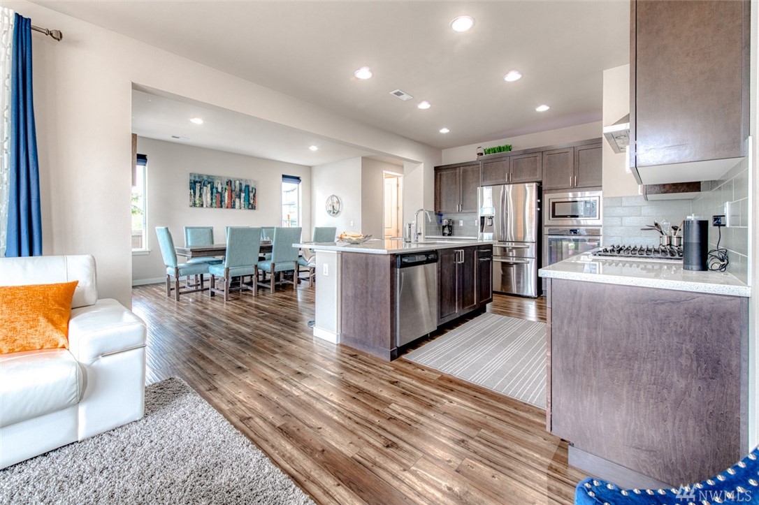 19220 37th Drive Southeast Bothell, WA 98012 - Photo 6 of 25 Gallery Image 6