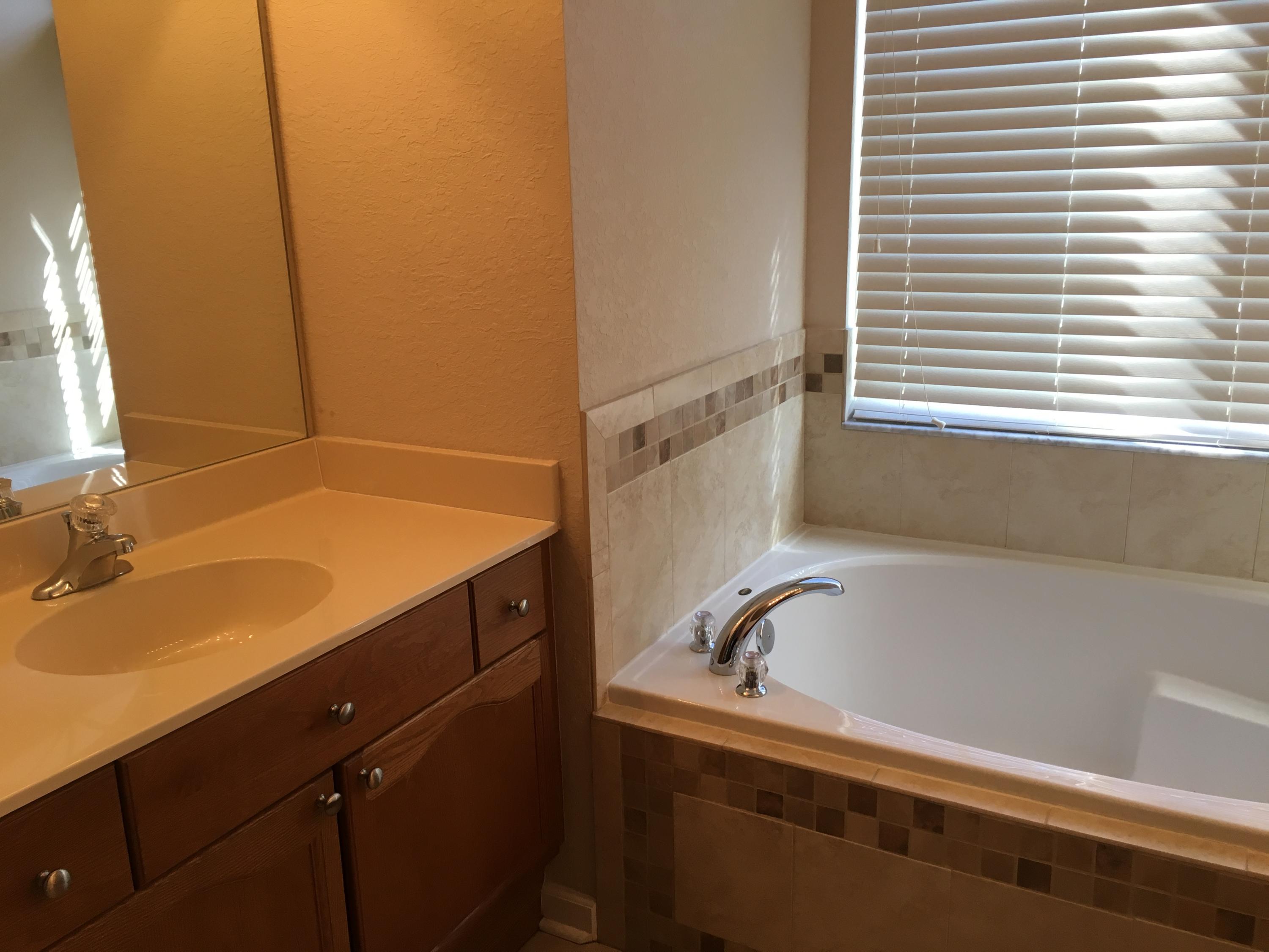 2389 Southwest Independence Road Port St. Lucie, FL 34953 - Photo 10 of 14 IMG_3456