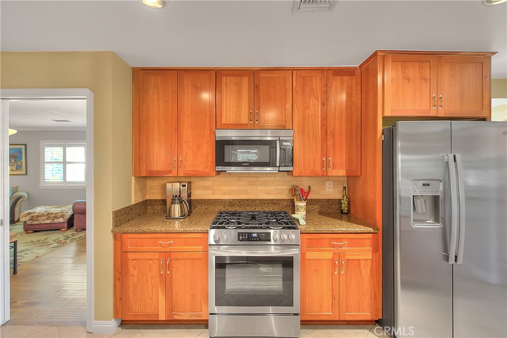 759 Birch Avenue Upland, CA 91786 - Photo 12 of 75