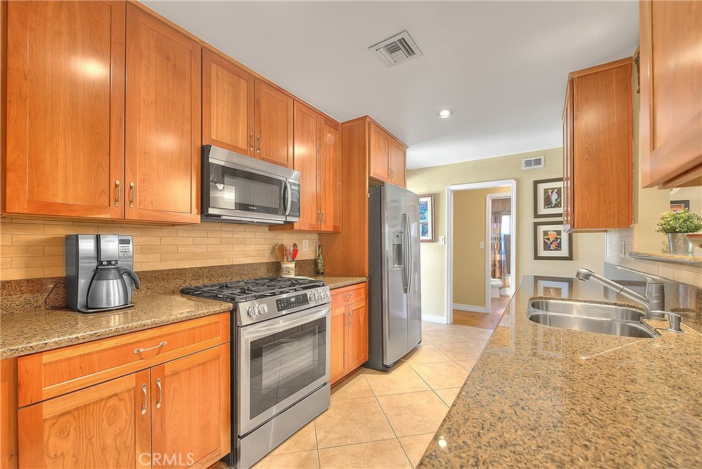 759 Birch Avenue Upland, CA 91786 - Photo 15 of 75