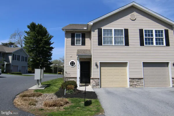 $299,900 | 7876 Manada Court, Harrisburg, PA 17112
