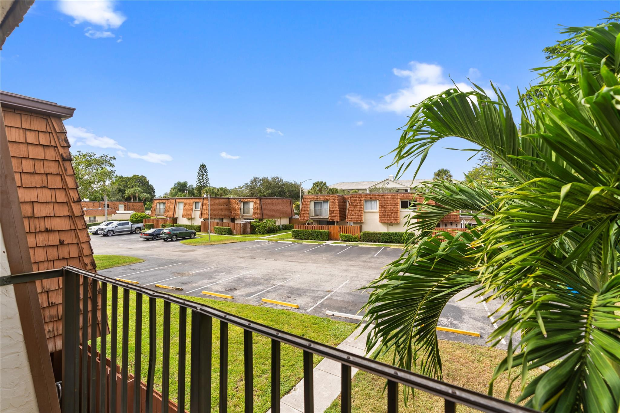 2061 Southwest 90th Avenue, Unit B17 Davie, FL 33324 - Photo 29 of 38