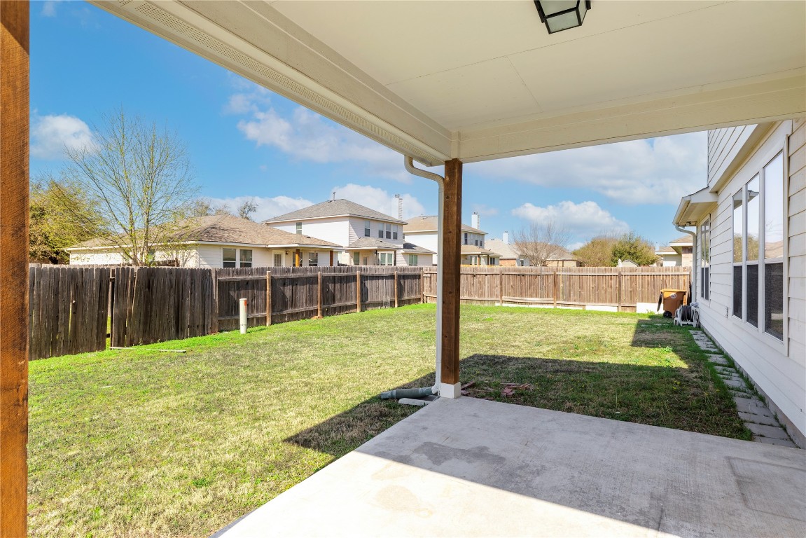 12017 Lansdowne Road Austin, TX 78754 - Photo 28 of 30 a view of a garden with a building in the background