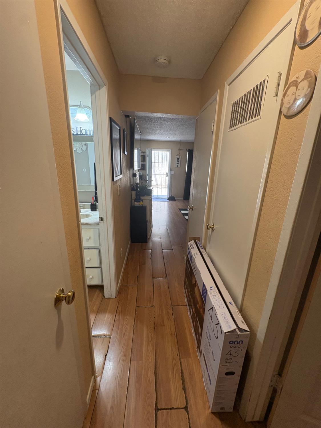657 West Parlier Avenue, Unit 116 Reedley, CA 93654 - Photo 7 of 9