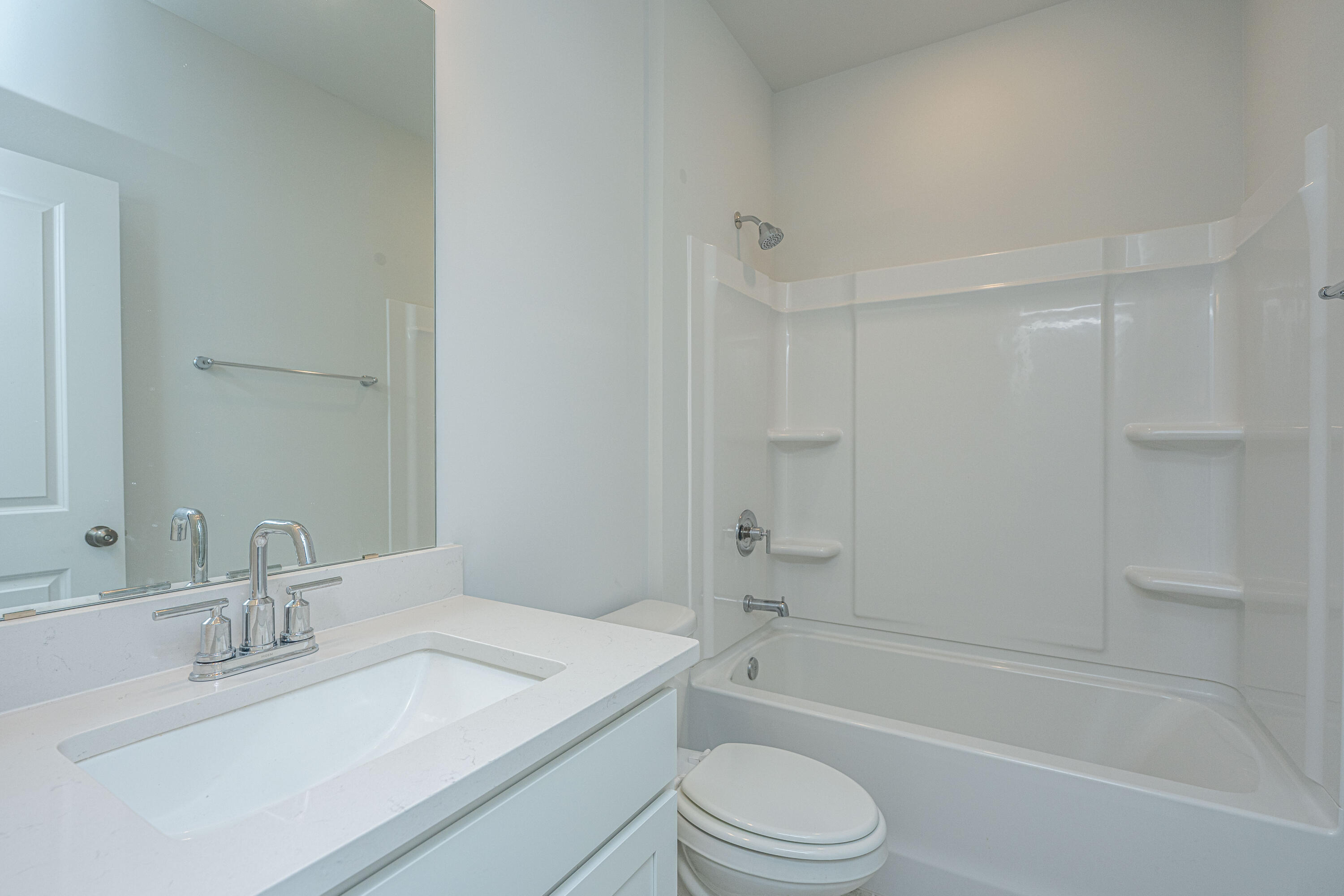 117 Royal Cainhoy Way Huger, SC 29450 - Photo 21 of 37 Bath 2 sink tub