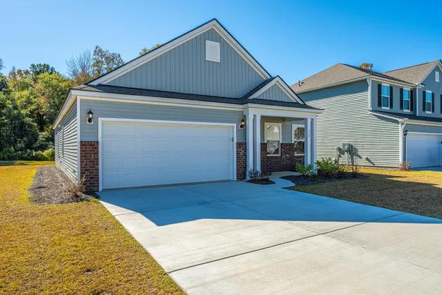 $495,000 | 117 Royal Cainhoy Way, Huger, SC 29450