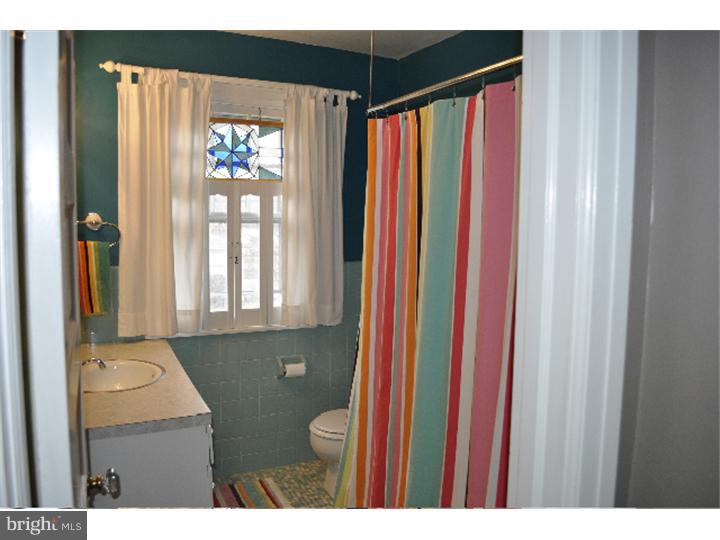 1203 Earlington Road Havertown, PA 19083 - Photo 20 of 22 Bathroom