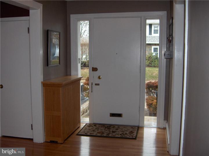 1203 Earlington Road Havertown, PA 19083 - Photo 7 of 22 Foyer