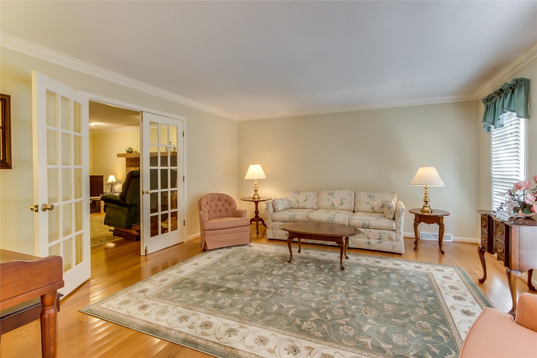 307 Fox Creek Road Anderson, SC 29621 - Photo 5 of 38