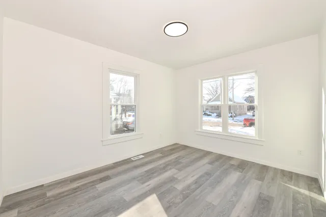 $280,000 | 5807 20th Avenue, Kenosha, WI 53140