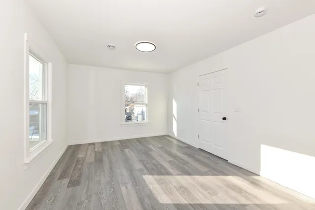 $280,000 | 5807 20th Avenue, Kenosha, WI 53140