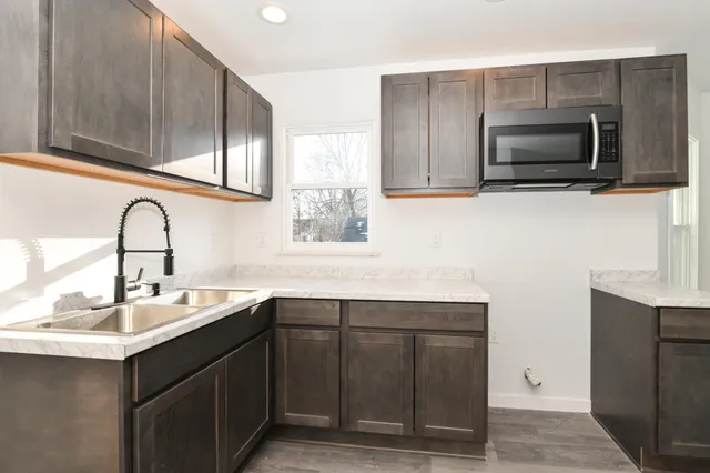 $280,000 | 5807 20th Avenue, Kenosha, WI 53140