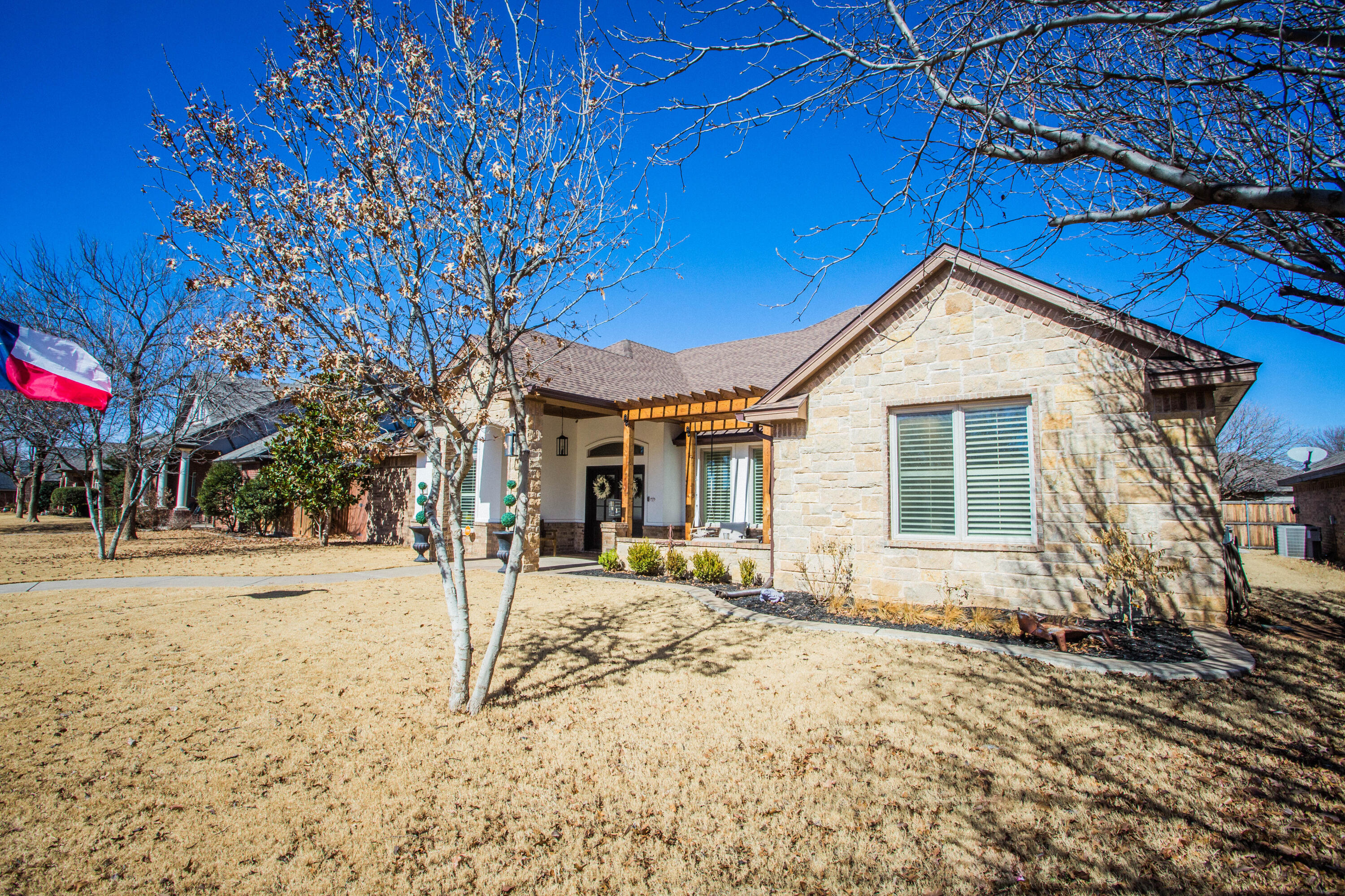 6018 87th Street Lubbock, TX 79424 - Photo 2 of 98 5V2A3266