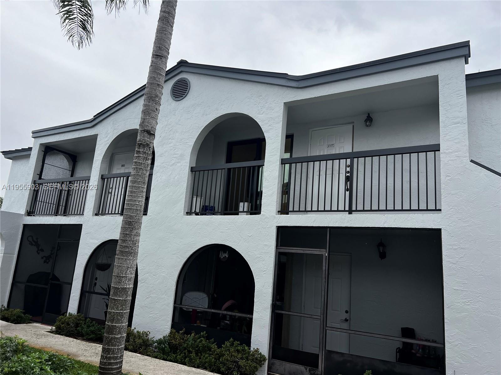 18246 Mediterranean Boulevard, Unit 710 Hialeah, FL 33015 - Photo 4 of 28