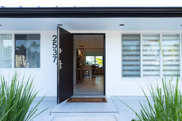 a view of living room