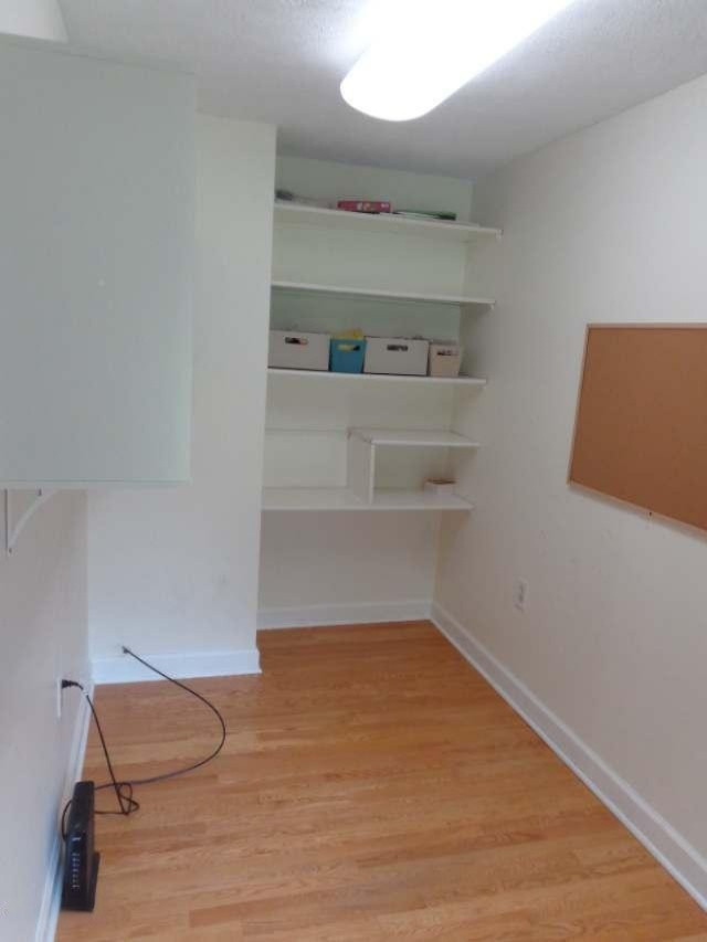 2835 Copp Road Niles, MI 49120 - Photo 16 of 40 small room off kitchen