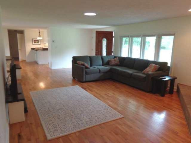 2835 Copp Road Niles, MI 49120 - Photo 5 of 40 living room