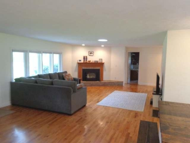 2835 Copp Road Niles, MI 49120 - Photo 6 of 40 living room view