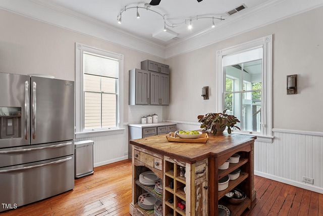 $950,000 | 706 Hinsdale Street, Raleigh, NC 27605