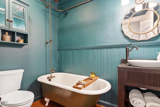 $950,000 | 706 Hinsdale Street, Raleigh, NC 27605